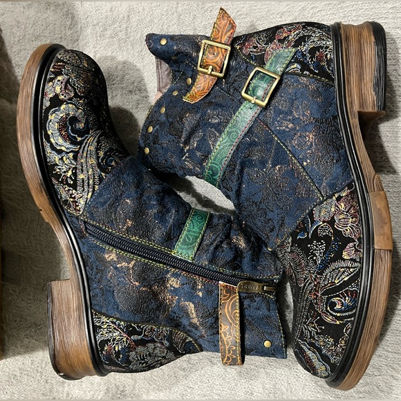 L'ARTISTE BY SPRING STEP Success Navy Boots - Picture 5 of 16